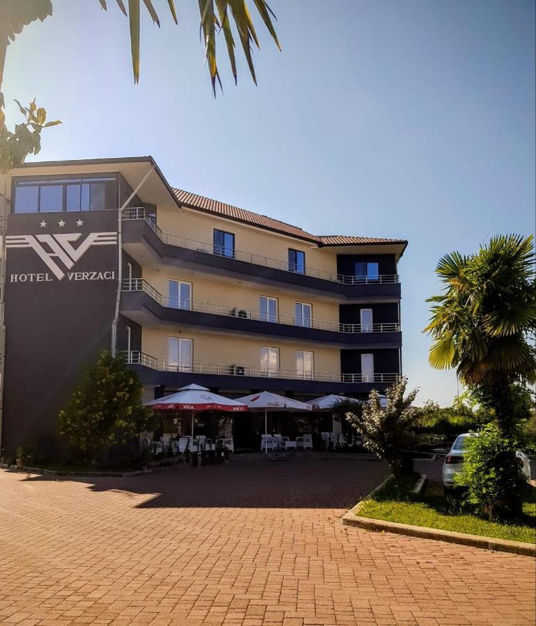 Rinas Hotel Verzaci מראה חיצוני תמונה